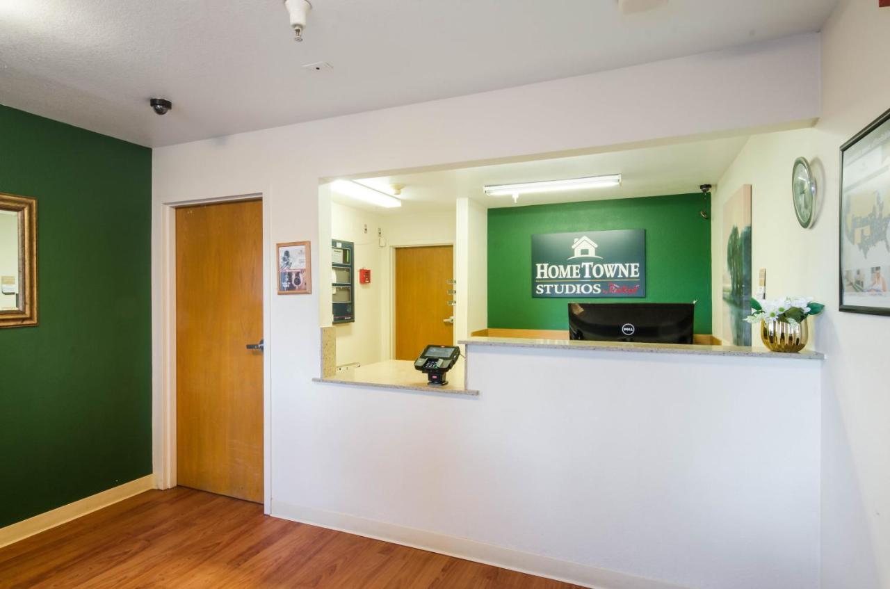 Hometowne Studios By Red Roof Denver - Thornton Kültér fotó